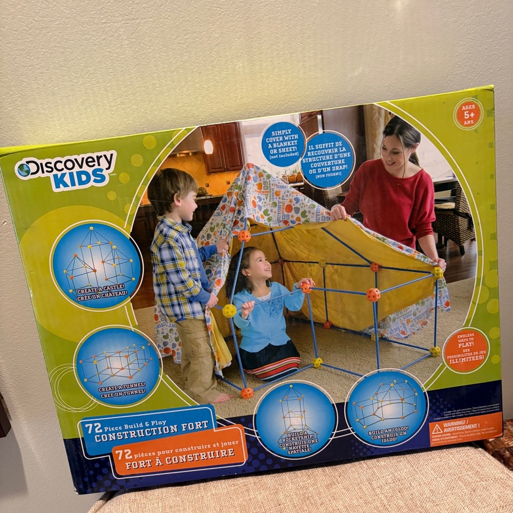 Discovery Kids 72-Piece Construction Fort - Blue and Orange - gently used